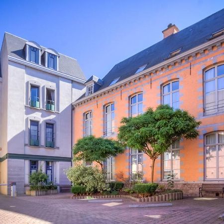 Infotel Mons Exteriér fotografie